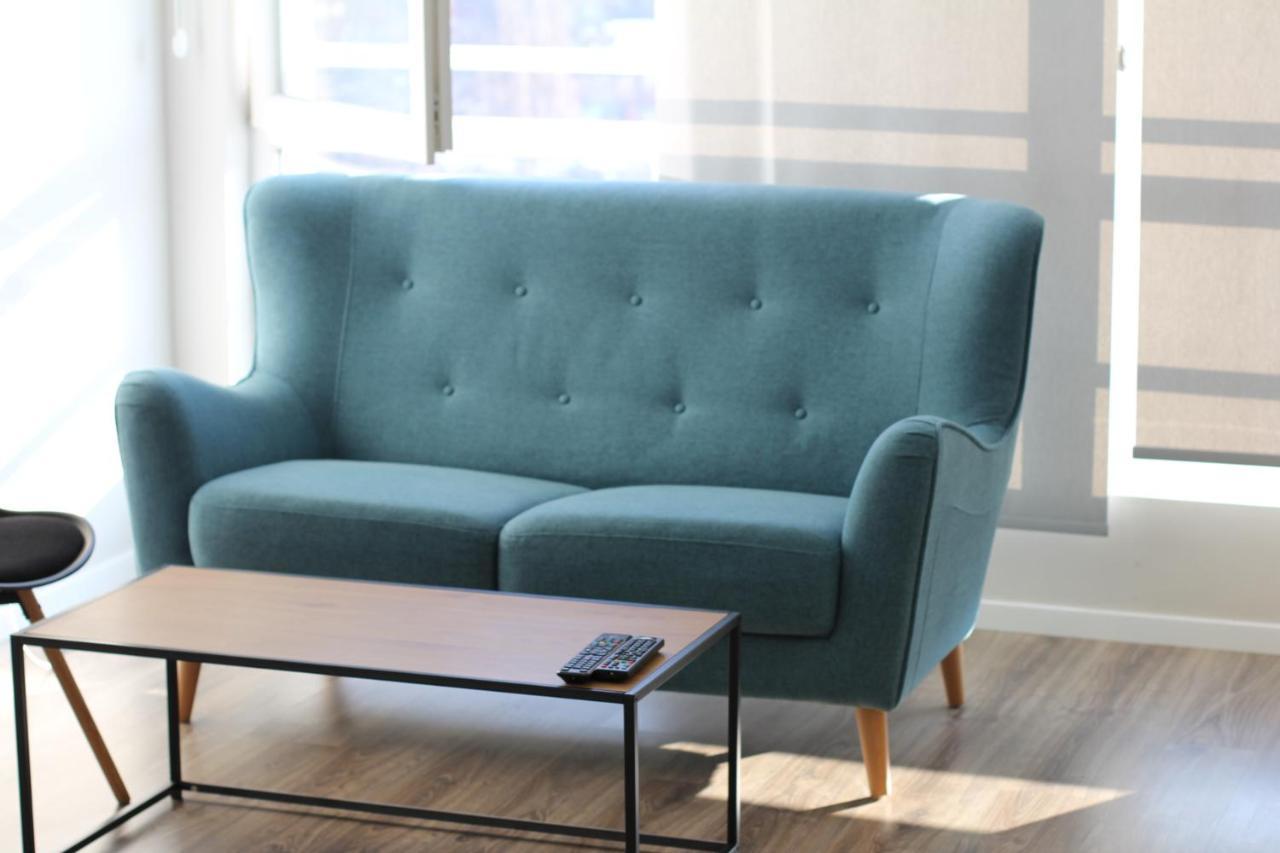 Turquoise And Magenta Apartment Sofia Buitenkant foto